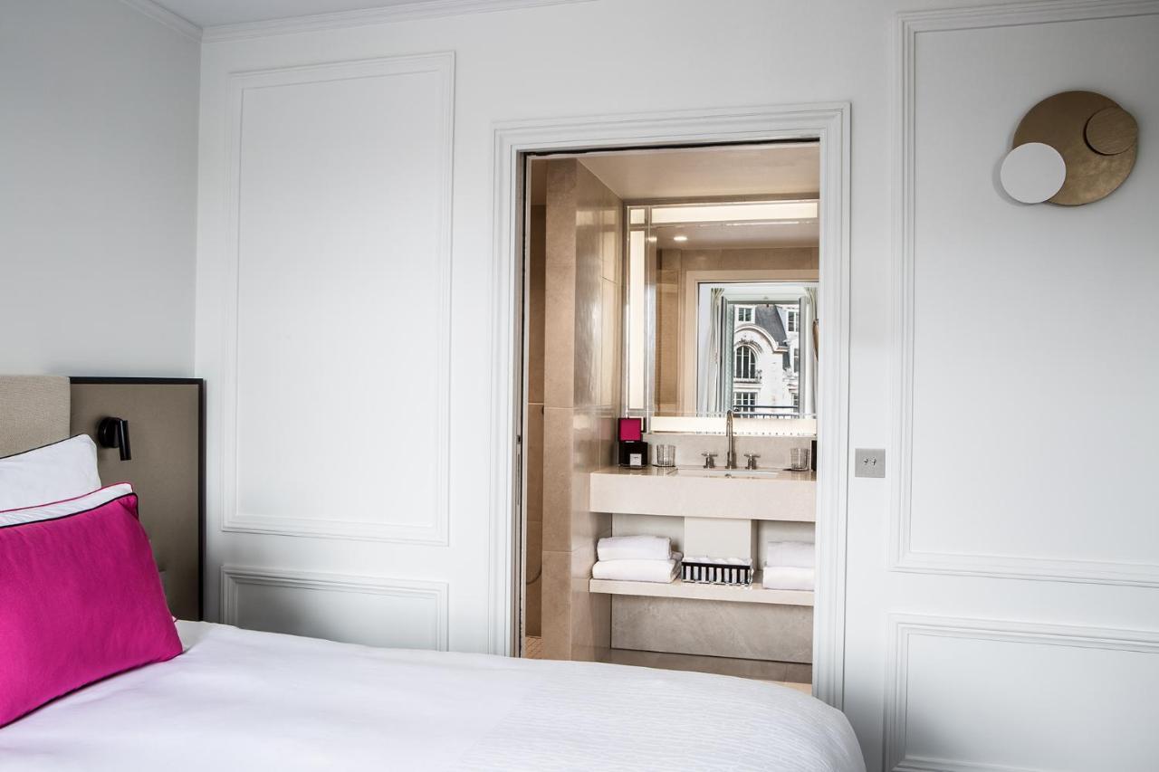 Fauchon L'Hotel פריז מראה חיצוני תמונה A room at the hotel