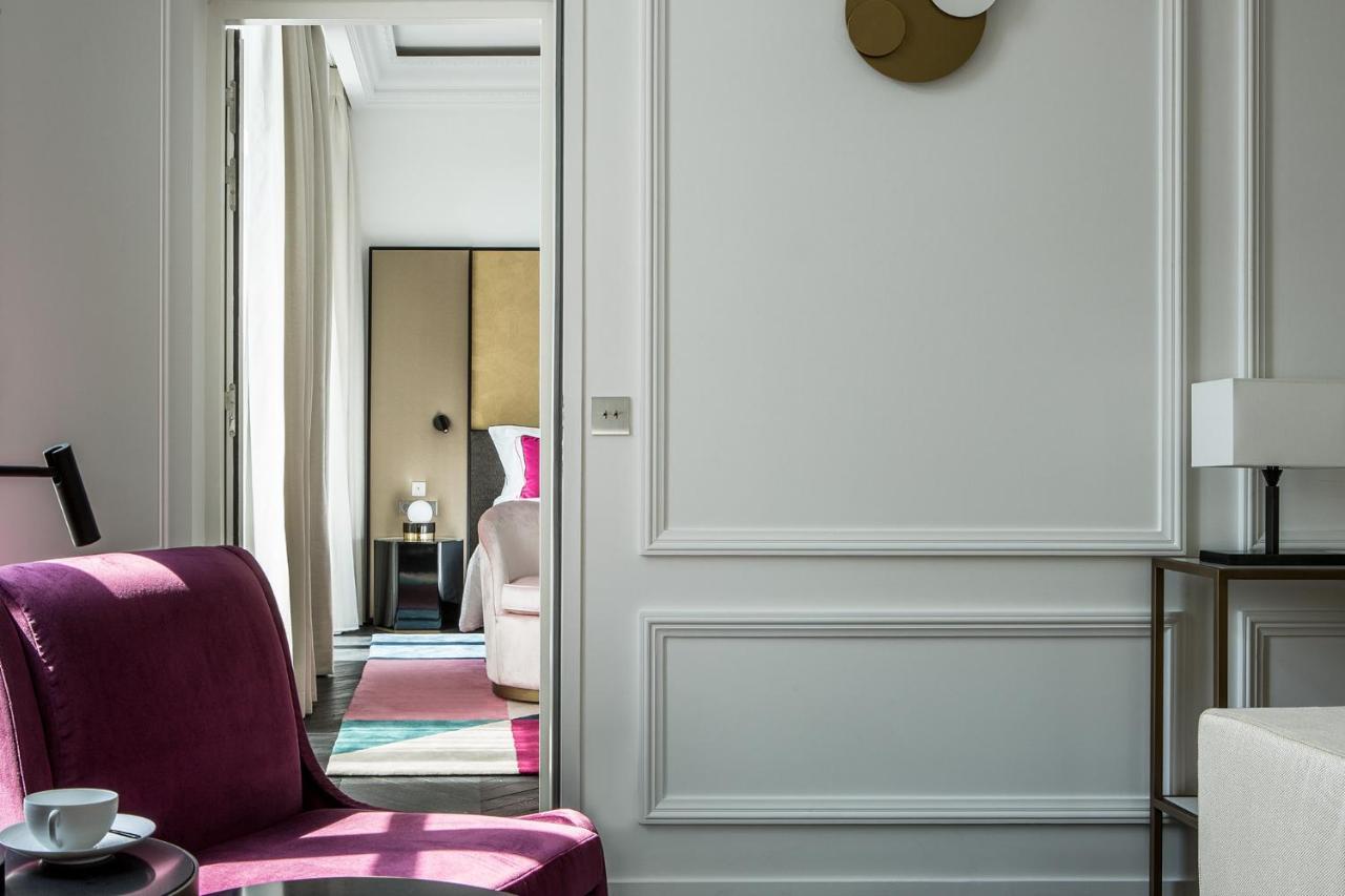 Fauchon L'Hotel פריז מראה חיצוני תמונה A room at the Mandarin Oriental, Paris